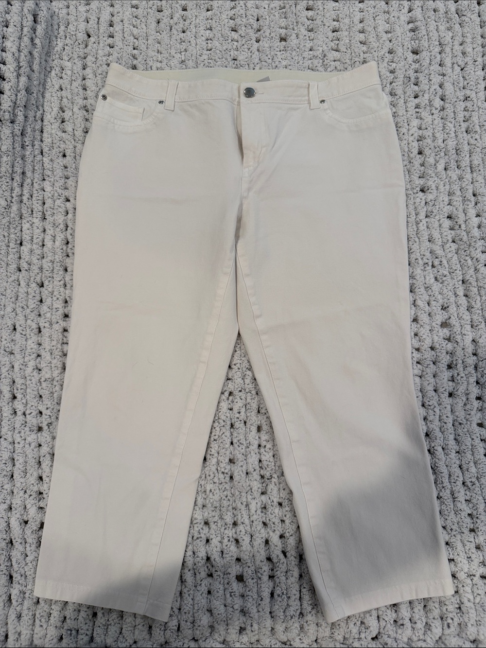 Chico’s Women’s Straight-Leg Cropped Jeans - Size 2 US 12 Cream